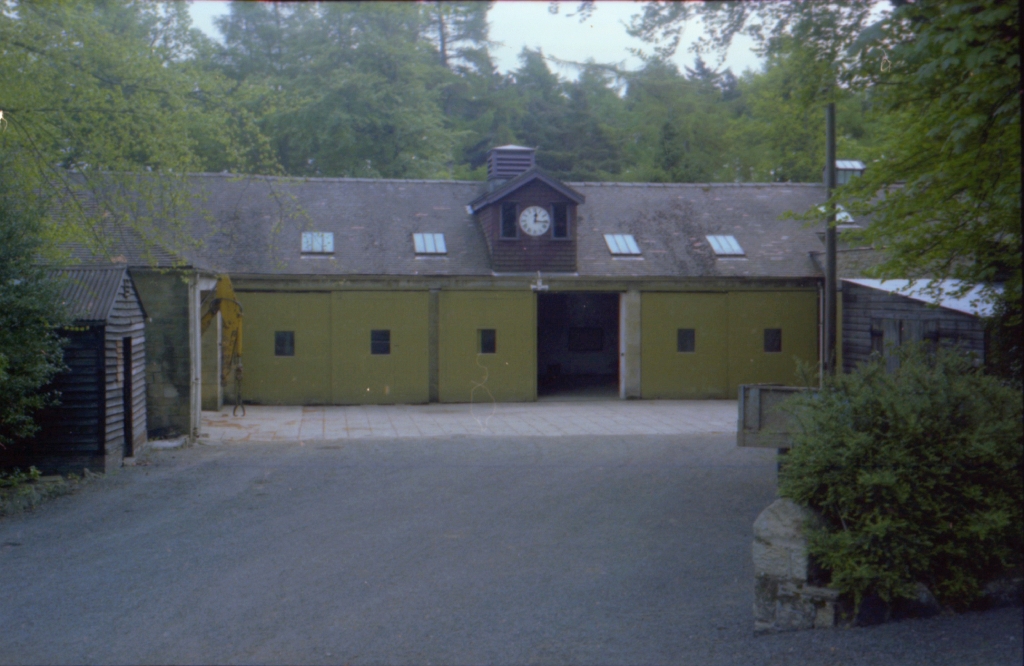 19790000-1981 SLALEY HALL Garages.jpg